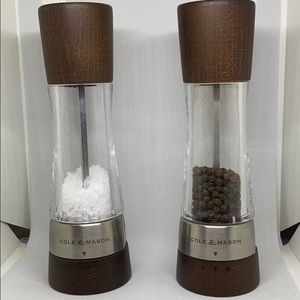 Cole & Mason Salt & Pepper Mill NIB.